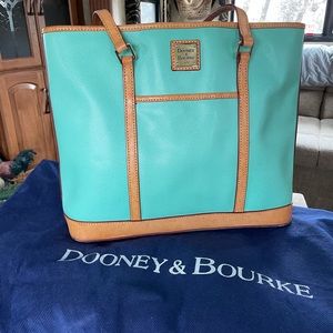 Dooney and Bourke Cynthia Shopper Tote